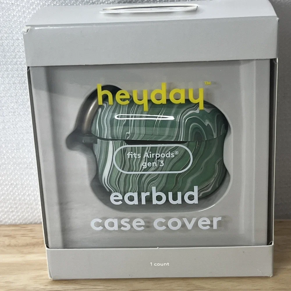 heyday Apple AirPods Gen 3 Hardshell Case with Clip - Terrazzo